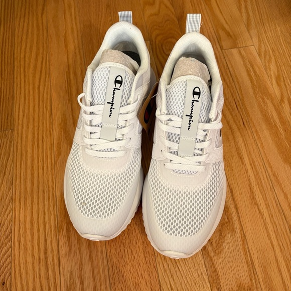 Champion D1 Lite Shoe in White - Picture 2 of 12